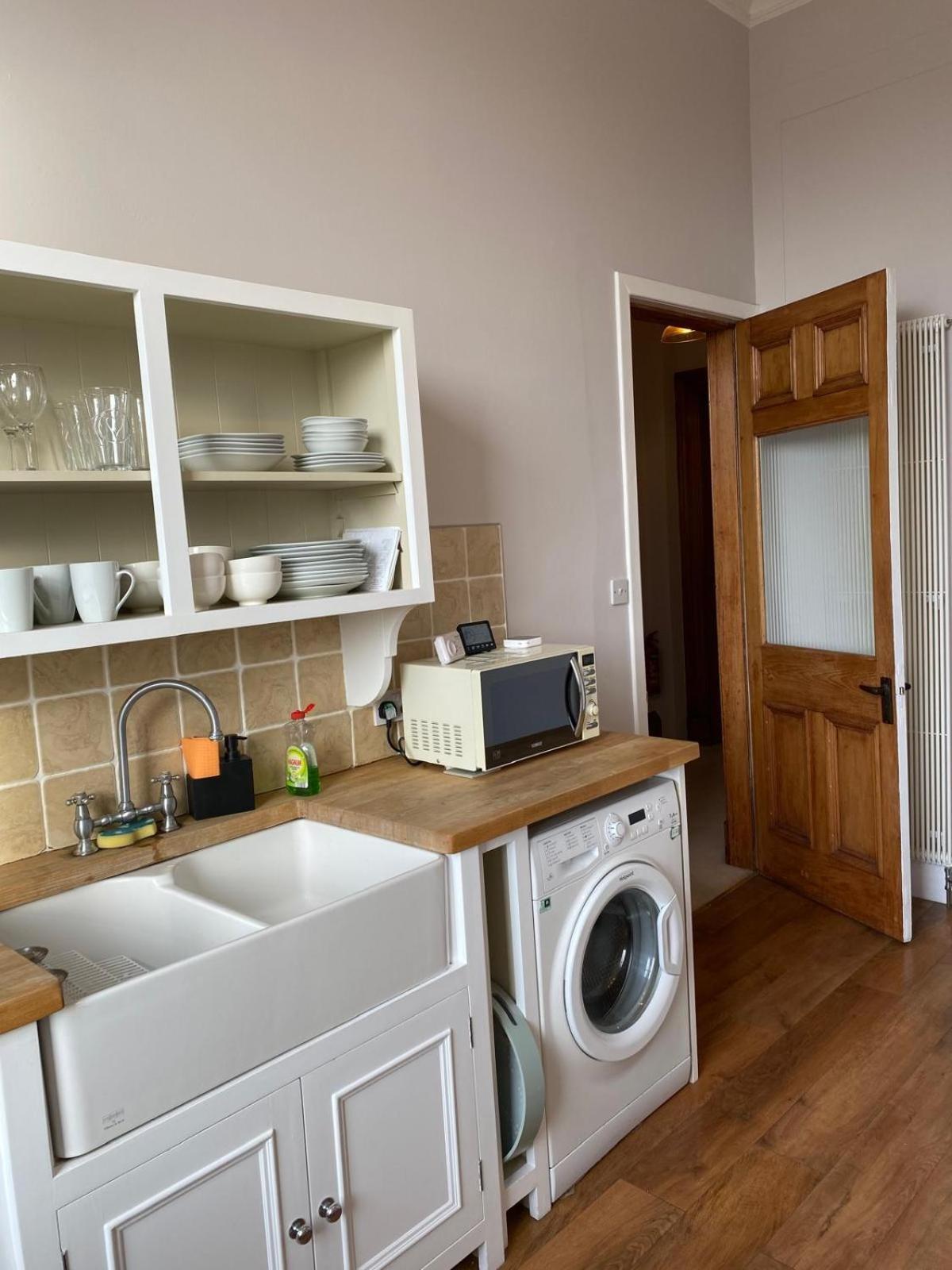 Beautiful & Bright 2 Bed Flat Murrayfield Единбург Екстер'єр фото